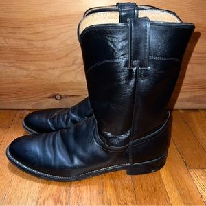 Justin Black Leather Cowboy Boots. Excellent condition